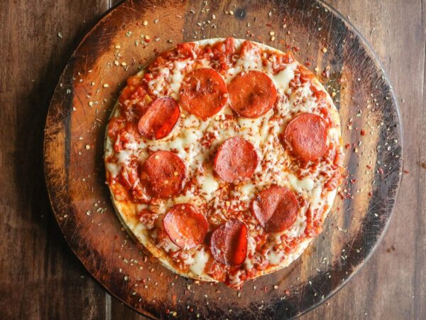 pepperoni, pizza, thin crest, chilli flakes, mozzarella cheese, hand tossed, brown pizza, pepperoni, pepperoni, pepperoni, pepperoni, pepperoni, pizza, pizza, pizza, chilli flakes