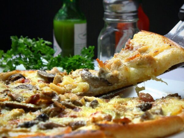 pizza, slices, italian cuisine, pizza slices, food, meal, dish, snack, tasty, delicious, italian food, fast food, close up, food photography, pizza, pizza, pizza, food, food, food, food, food, fast food